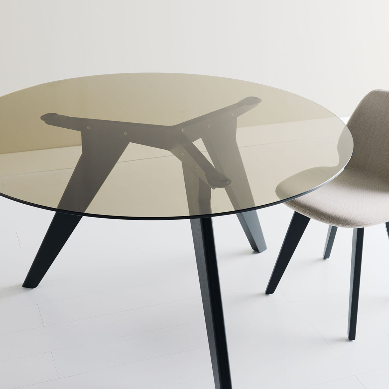 Alfredo Häberli Design Development - Ago - Table