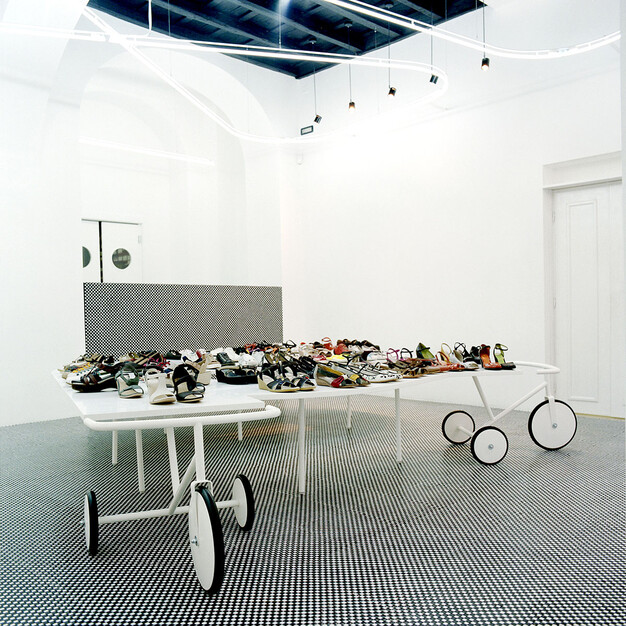Camper-Shop 03 Rome