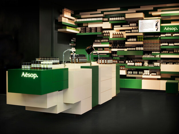 Shop-in-Shop Globus